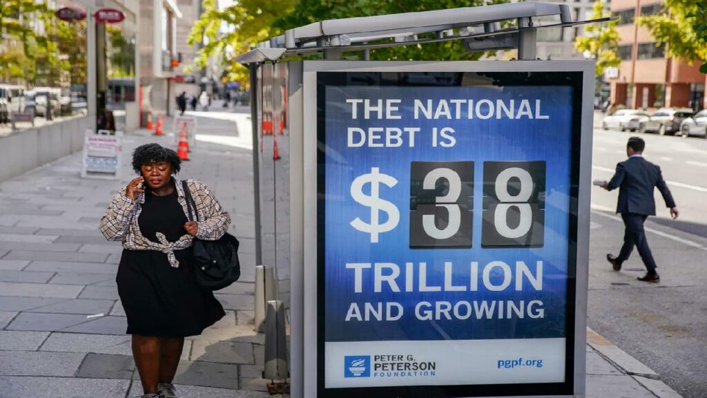 Digital counter displaying rising US national debt